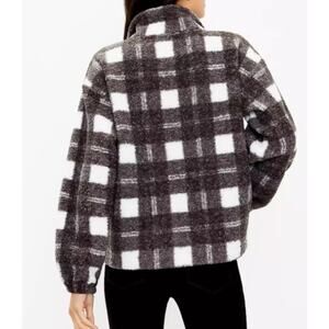 Vinatge Loft Women Snap 1/4 Button Collar Sherpa Sweater Black/White Size M NWOT